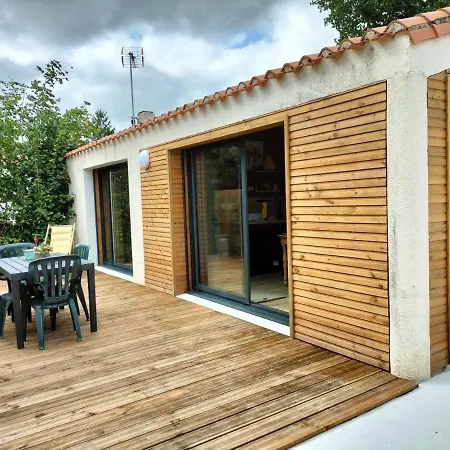 Les Iris Les Herbiers