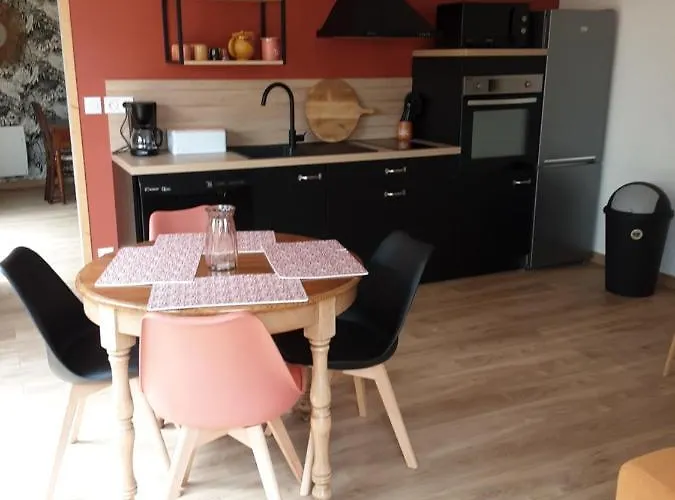 Les Iris Hébergement de vacances *